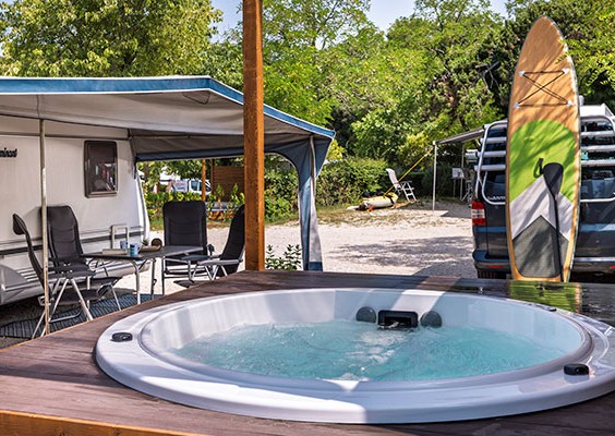Comfort s privatnim jacuzzijem