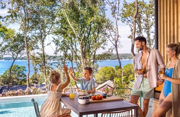 UP TO 20% OFF ENDLESS SUMMER CAMPING STAYS